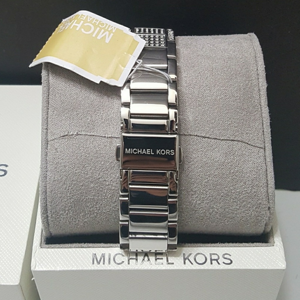 (2 LEFT IN STOCK) Michael Kors Swarovski Crystal - Picture 5 of 7